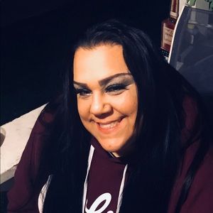 Meet your Posher, Beverly